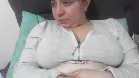 Snapshot of isabellaa_hills_ chatting on November 2025 04:06:01 PM isabellaa_hills_ online show from November 2025 04:06:01 PM