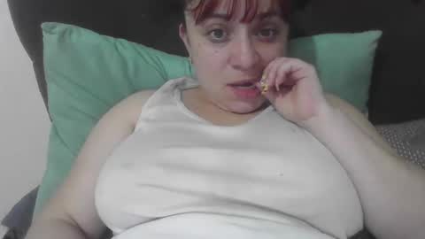 Snapshot of isabellaa_hills_ chatting on November 2025 06:35:01 PM isabellaa_hills_ online show from November 2025 06:35:01 PM