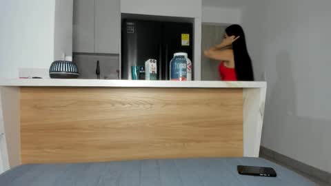 ISABEL online show from September 2025 07:54:01 AM