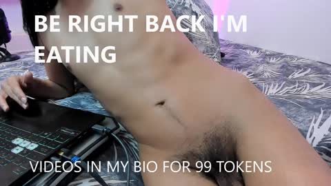 Snapshot of isabellabis chatting on January 2025 04:37:01 AM Bella B -JOIN FREE online show from January 2025 04:37:01 AM