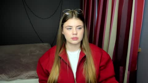 Snapshot of isabellabler chatting on December 2024 12:42:01 PM isabellabler online show from December 2024 12:42:01 PM