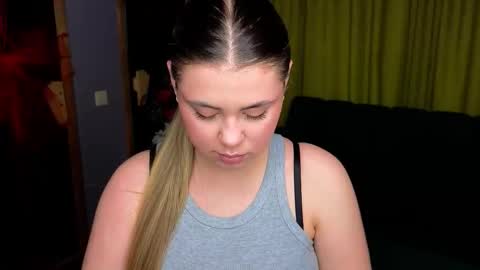 Snapshot of isabellabler chatting on February 2026 12:50:01 PM isabellabler online show from February 2026 12:50:01 PM