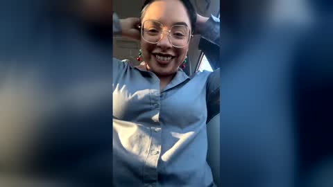 isabellaelizabeth online show from December 2025 09:09:02 PM