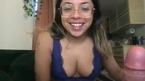 Snapshot of isabellaelizabeth chatting on July 2026 04:46:01 PM isabellaelizabeth online show from July 2026 04:46:01 PM