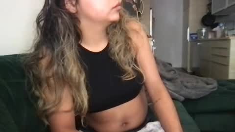 Snapshot of isabellaelizabeth chatting on July 2026 09:32:02 PM isabellaelizabeth online show from July 2026 09:32:02 PM