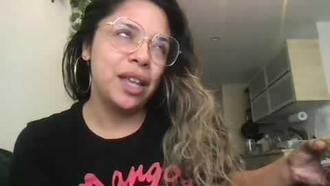 Snapshot of isabellaelizabeth chatting on July 2026 09:11:01 PM isabellaelizabeth online show from July 2026 09:11:01 PM