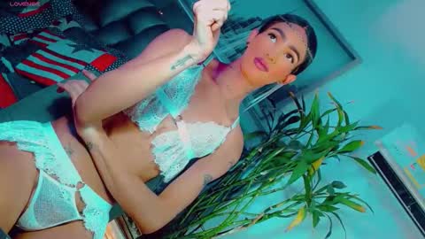 isabellagirs online show from May 2026 08:47:02 PM