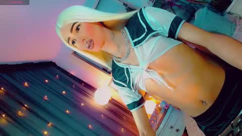 isabellagirs online show from May 2026 05:58:01 AM
