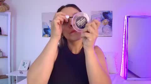 Snapshot of isabellaharley chatting on July 2026 01:25:01 PM Isabella online show from July 2026 01:25:01 PM