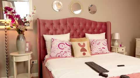 Snapshot of isabellamyst chatting on December 2025 10:26:01 PM IsabellaMyst online show from December 2025 10:26:01 PM