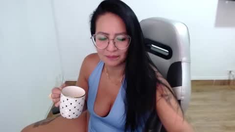 Snapshot of isabellaobregon2 chatting on February 2026 09:33:01 PM Isa online show from February 2026 09:33:01 PM