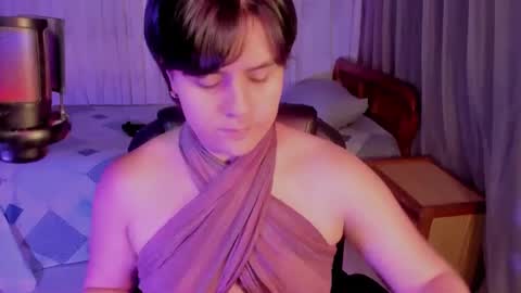 Isabella online show from May 2026 06:19:02 AM