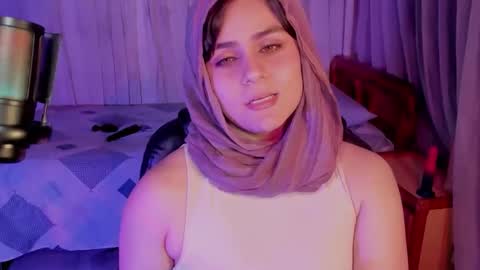 Isabella online show from May 2026 04:30:02 AM