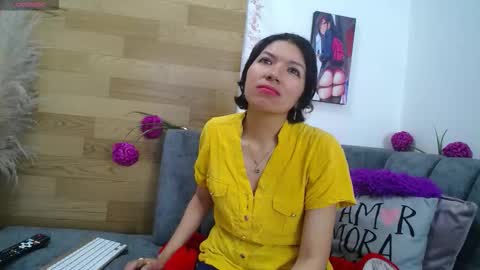    online show from December 2025 03:23:01 AM