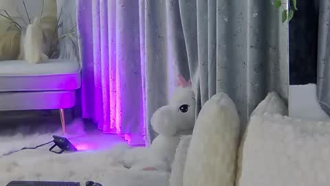 IsabelleEthan online show from May 2026 11:56:01 PM