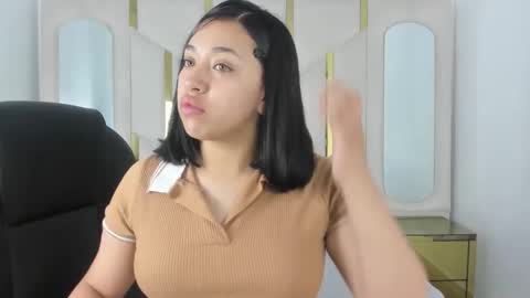 isabellrodriguez18 online show from September 2025 02:57:01 AM