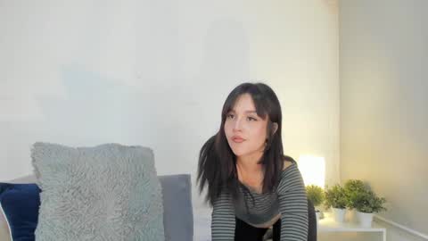 isameow online show from February 2025 09:31:01 PM