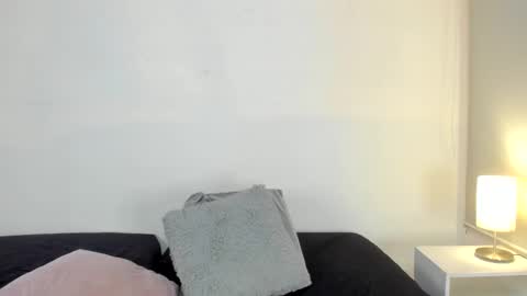 isameow online show from March 2025 03:05:02 AM