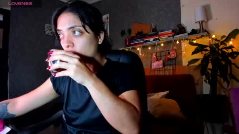 isabel  online show from May 2026 09:53:02 PM