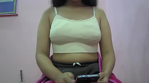 ishika_singh_ online show from December 2025 01:57:01 AM