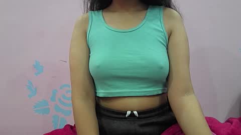 ishika_singh_ online show from February 2026 03:10:01 AM