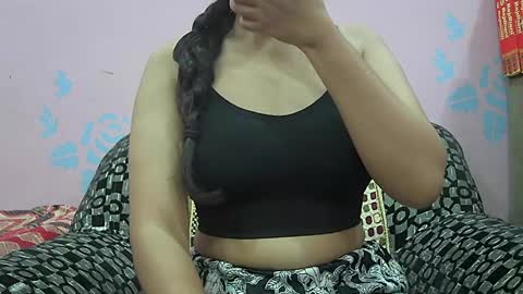 ishika_singh_ online show from April 2026 01:41:02 AM