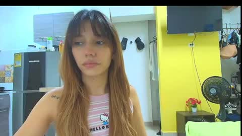 Snapshot of isis_pink chatting on July 2026 03:23:02 AM Alaya online show from July 2026 03:23:02 AM