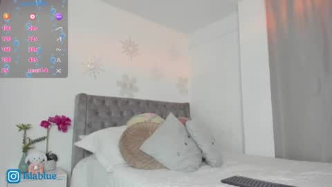 Isla Blue online show from June 2026 12:06:02 AM