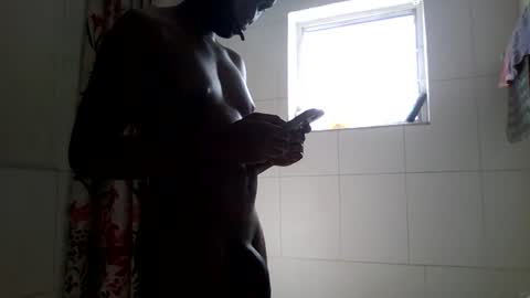 Snapshot of islandbey242 chatting on July 2026 02:21:01 PM islandbey242 online show from July 2026 02:21:01 PM