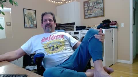 Jim online show from January 2025 09:25:02 PM