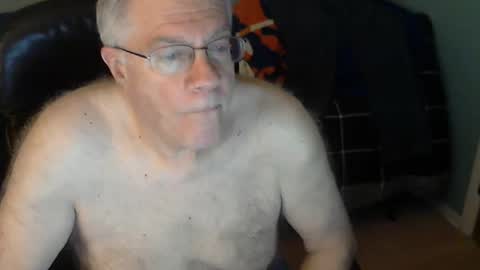 islesman22 online show from December 2024 10:28:02 AM