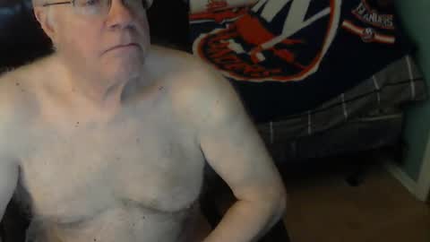 islesman22 online show from May 2026 09:17:01 AM