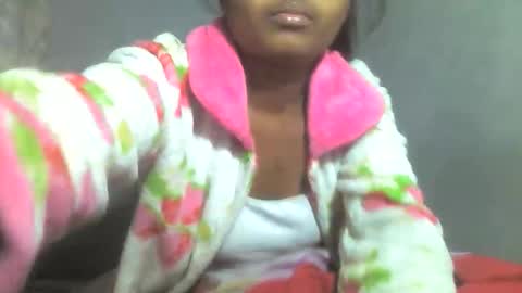 Snapshot of ismayrah chatting on June 2026 04:02:02 AM ismayrah online show from June 2026 04:02:02 AM