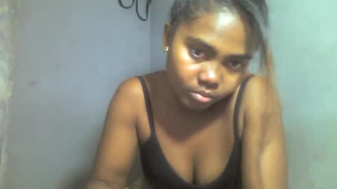 Snapshot of ismayrah chatting on June 2026 08:02:02 AM ismayrah online show from June 2026 08:02:02 AM