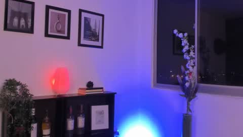 Julyane online show from March 2025 12:39:02 AM