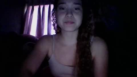 Snapshot of issa30213 chatting on September 2025 10:20:02 PM Issa online show from September 2025 10:20:02 PM