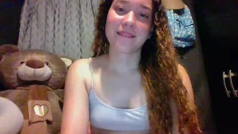 Snapshot of issa30213 chatting on November 2025 06:23:01 AM Issa online show from November 2025 06:23:01 AM