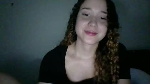 Snapshot of issa30213 chatting on December 2025 11:58:01 PM Issa online show from December 2025 11:58:01 PM