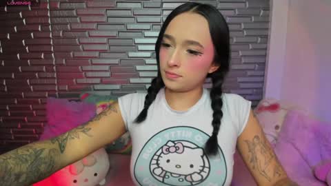 Snapshot of issa_garcia chatting on December 2024 01:57:02 PM I S S A B E L A Igissaa ax Xlittleissa online show from December 2024 01:57:02 PM