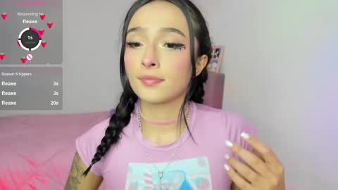 Snapshot of issa_garcia chatting on March 2025 07:28:01 PM I S S A B E L A Igissaa ax Xlittleissa online show from March 2025 07:28:01 PM