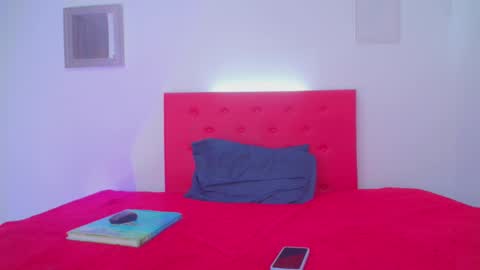 issa_kitty online show from December 2024 04:17:01 PM