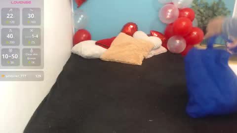 Issa  online show from February 2025 06:37:01 PM