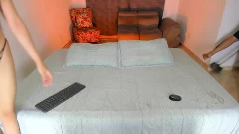 Isabella  online show from March 2025 04:49:01 AM