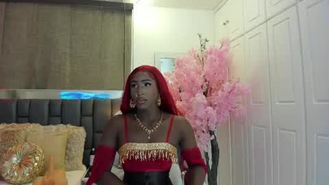 Snapshot of isseymz chatting on February 2025 06:37:02 AM Iseey online show from February 2025 06:37:02 AM