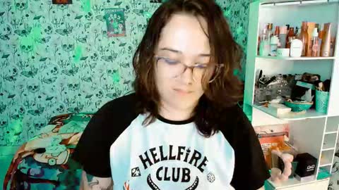 Yiz online show from January 2026 06:05:02 AM