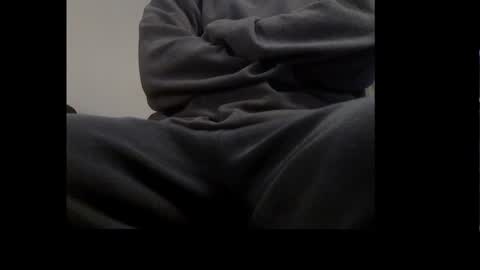 Snapshot of ital25usa chatting on December 2024 03:43:01 AM ital25usa online show from December 2024 03:43:01 AM