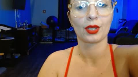 Bella Bloom online show from February 2025 06:15:01 AM