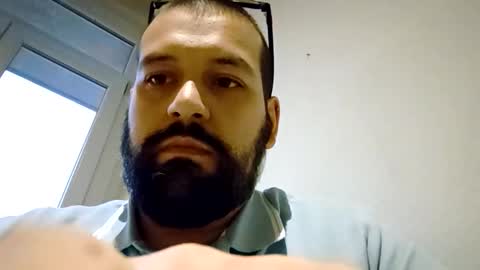 Snapshot of italianbigboy93 chatting on November 2025 04:17:02 PM italianbigboy93 online show from November 2025 04:17:02 PM