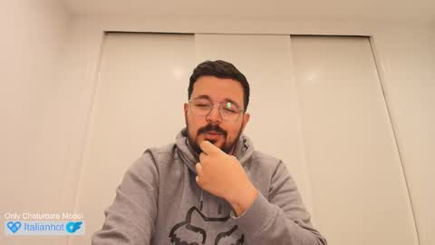 Snapshot of italianhorny2018 chatting on January 2026 10:42:02 AM Gio online show from January 2026 10:42:02 AM