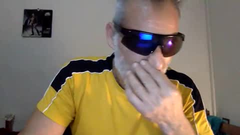 Snapshot of italiankingstripper chatting on January 2026 10:57:02 PM italiankingstripper online show from January 2026 10:57:02 PM